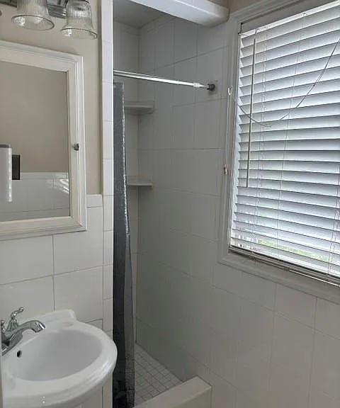 40 S Bayles Ave #UPPER — Photo 7