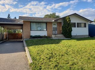 113 Cheviot Dr #1A, Hinton, AB T7V1P9