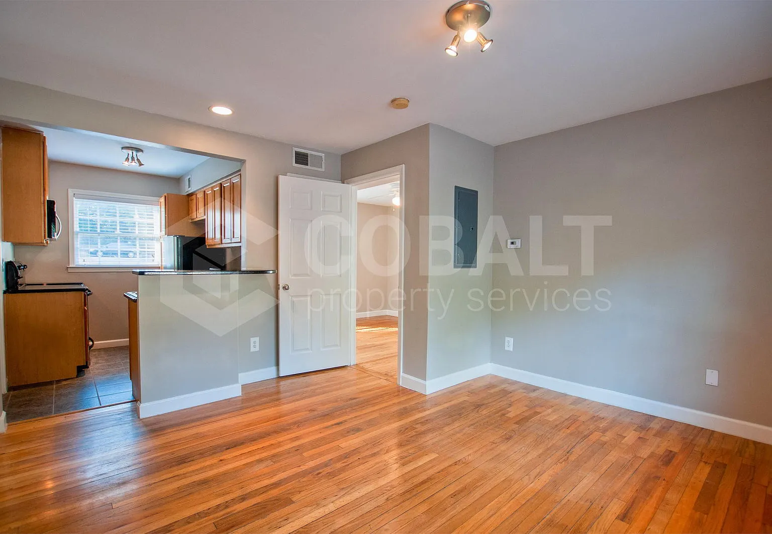 1 bed, 1.0 bath, 600 sqft, $1,195 — Photo 1