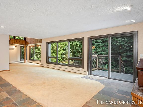 2nd image of 17330 Sheldon Dunes Dr