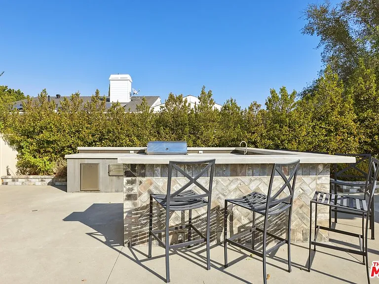 2676 Casiano Rd — Photo 65
