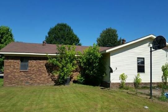 2nd image of 10 Donna Lynn Dr