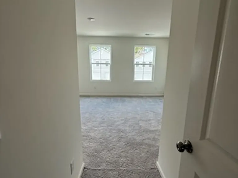 227 Yolanda Dr — Photo 8