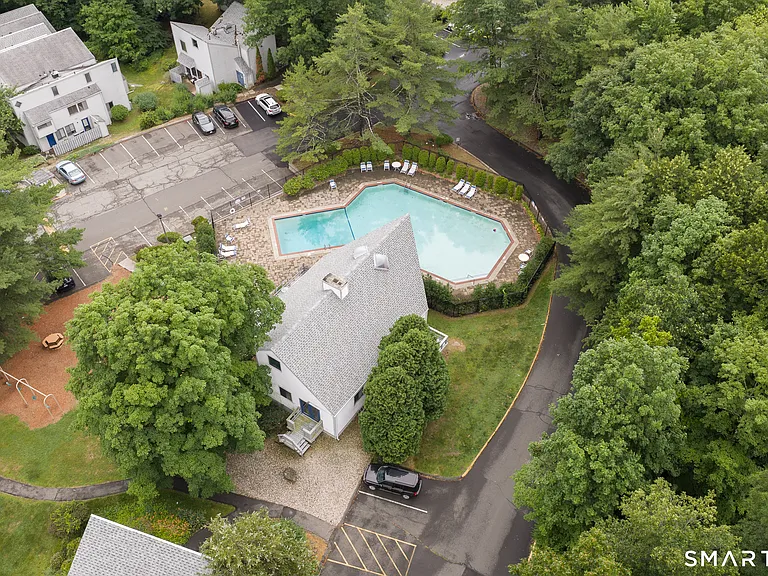 5 Staunton Ct #B — Photo 31