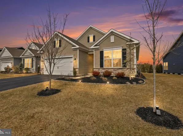 52 Raccoon Ln, Barnegat, NJ 08005