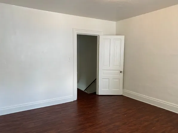 704 6th St #1, Jackson, MI 49203