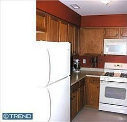 2nd image of 302 Jasper Ct