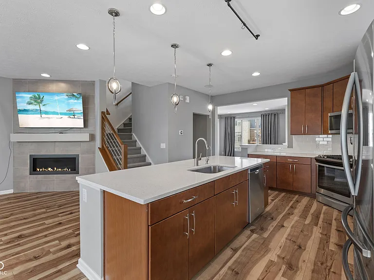 13093 Grand Vue Dr — Photo 21