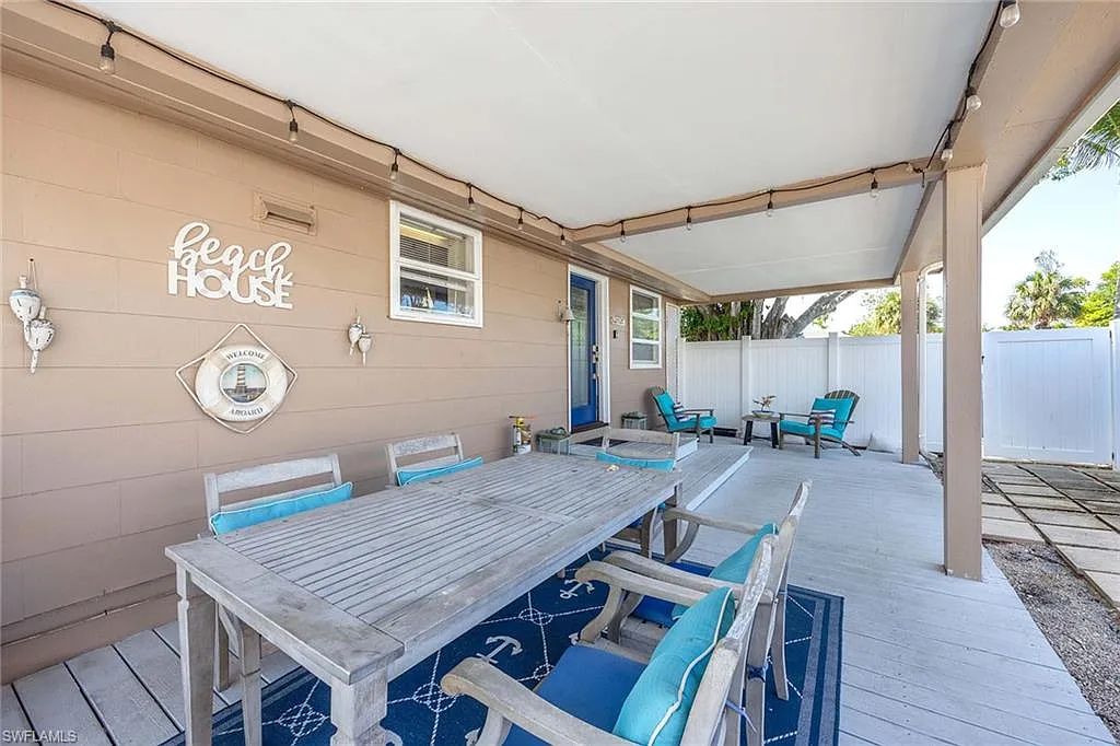 2 bed, 1.0 bath, 845 sqft, $2,300 — Photo 4