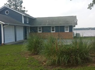 643 Castleberry Ct, Vass, NC 28394