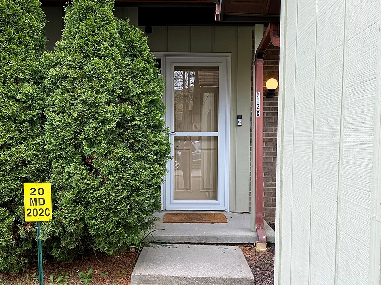 202 Morgan Dr — Photo 10