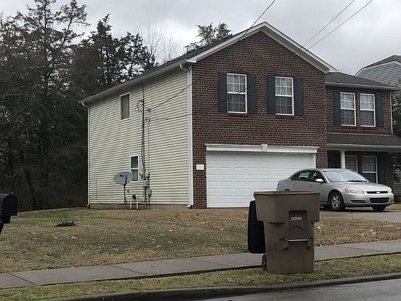4th image of 545 Ewing Dr