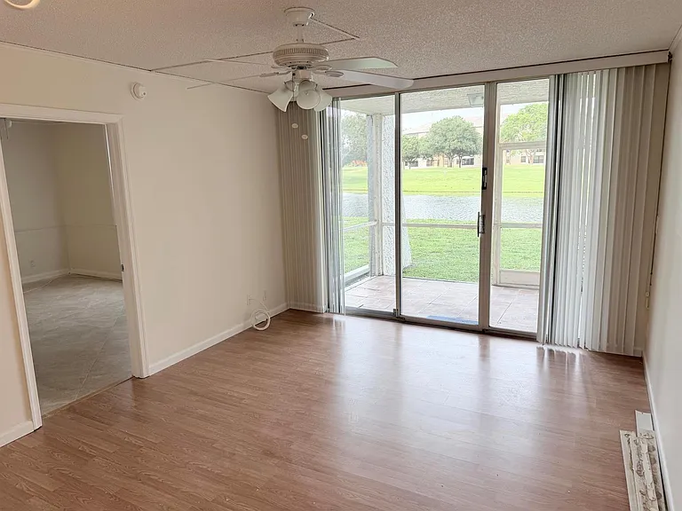 9230 Lagoon Pl #110 — Photo 6