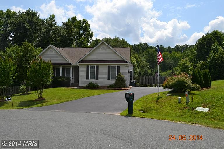 1st image of 11700 Fillmore Ln