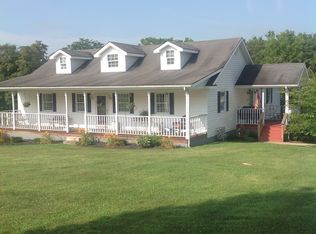 1304 Kendall Ln, Flemingsburg, KY 41041