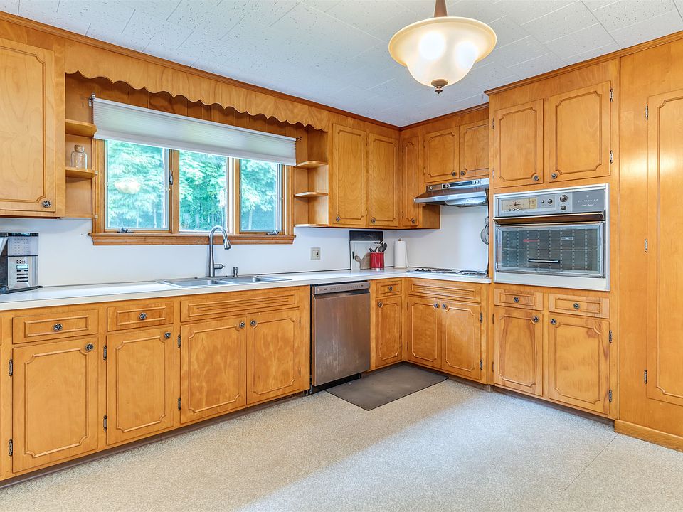 85 Indigo Hill Road, Somersworth, NH 03878 | Zillow