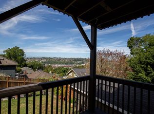 1821 11th Ave W #F, Seattle, WA 98119