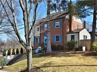 10201 Forest Grove Dr, Silver Spring, MD 20902