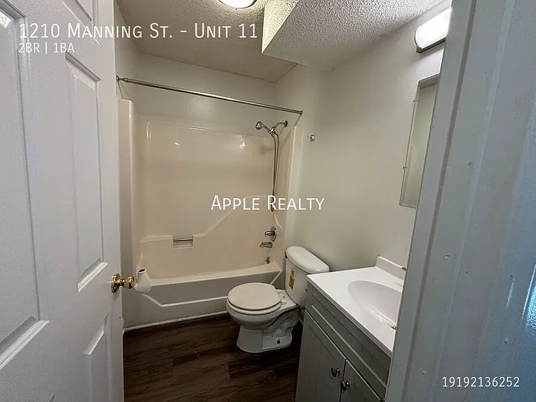 1210 Manning St #11 — Photo 7