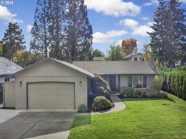 2907 NE Lynn Ct, McMinnville, OR 97128