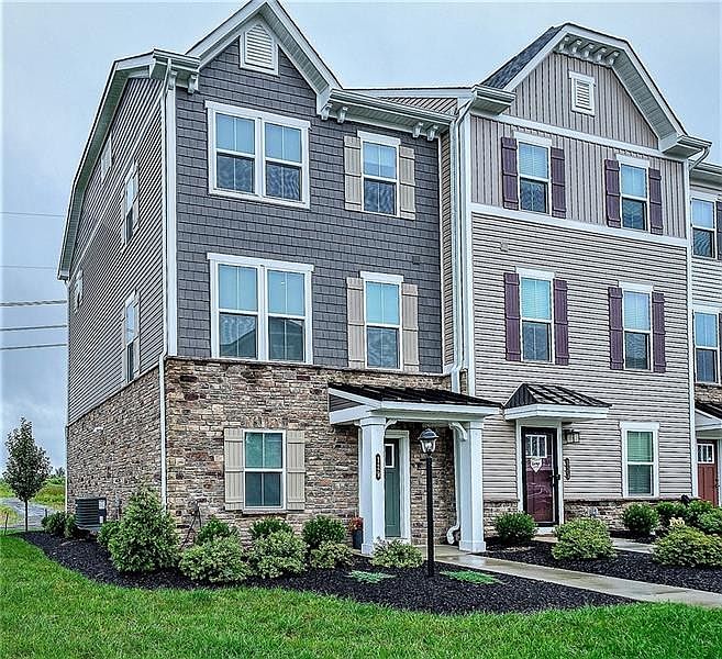 1st image of 129 Bucktail Dr