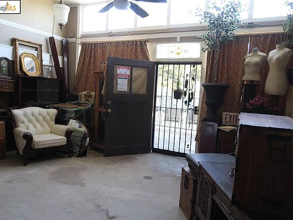5th image of 8531 Bancroft Ave