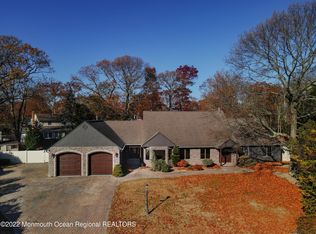 42 Harmony Ln, Brick, NJ 08724