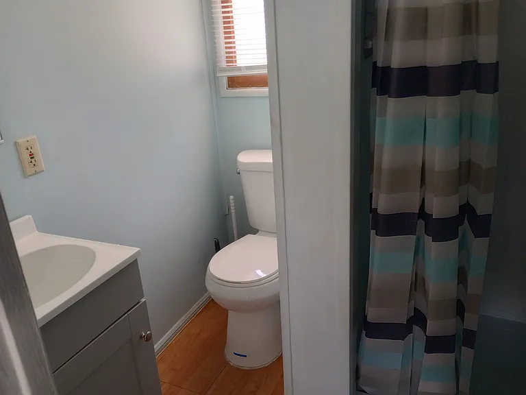 39 Williams St #C — Photo 8