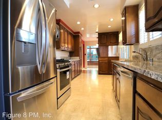14948 Gilmore St, Van Nuys, CA 91411