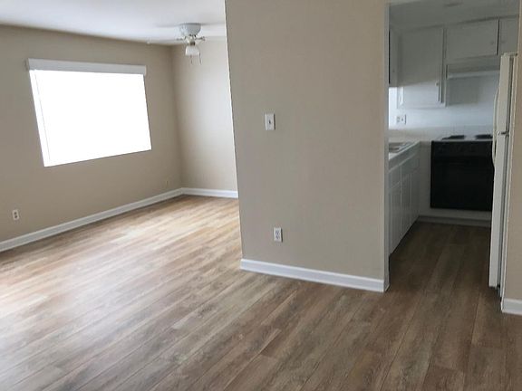 2nd image of 2728 E 3rd St APT 8