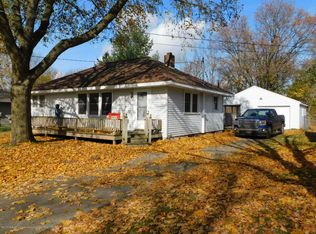 306 4th St, Charlotte, MI 48813
