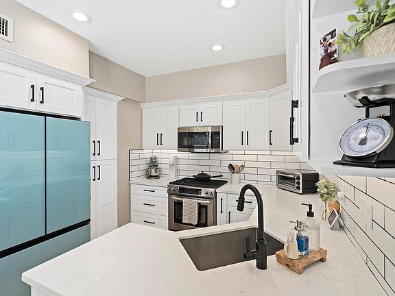 5th image of 13491 Tiverton Rd