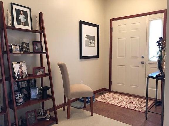 3rd image of 6335 Meadowland Cir #44