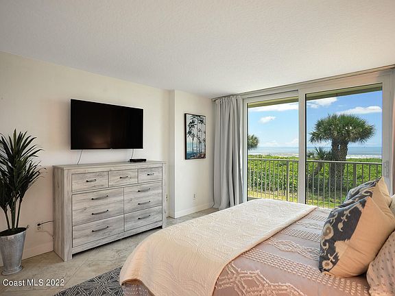 5th image of 830 N Atlantic Ave #203