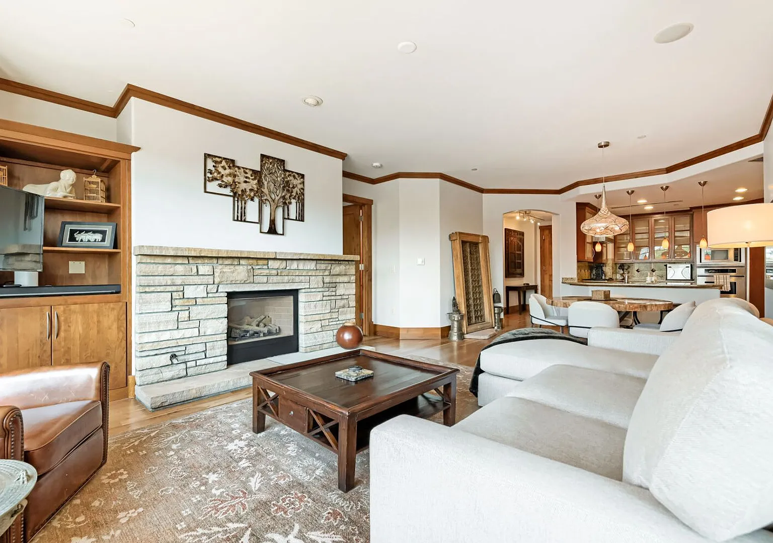 Stylish Boulder Retreat | Pearl Street w/ Views — Photo 1