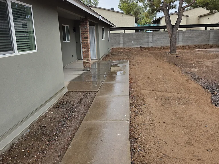 2943 E Beck Ln #4 — Photo 26