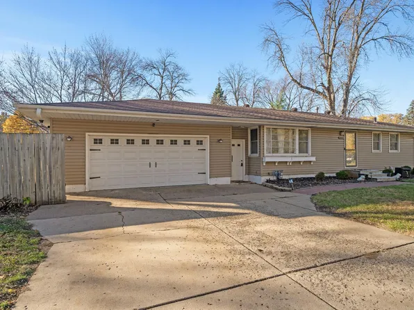 6341 Quebec Ave N, Brooklyn Park, MN 55428