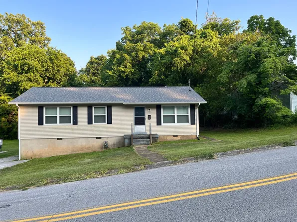 126 Arkansas Ave, Oak Ridge, TN 37830
