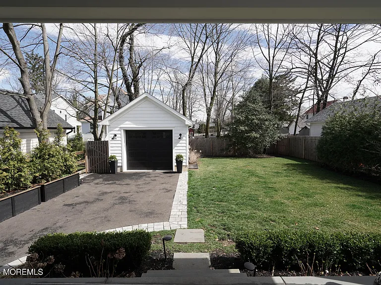 127 Hance Rd — Photo 32