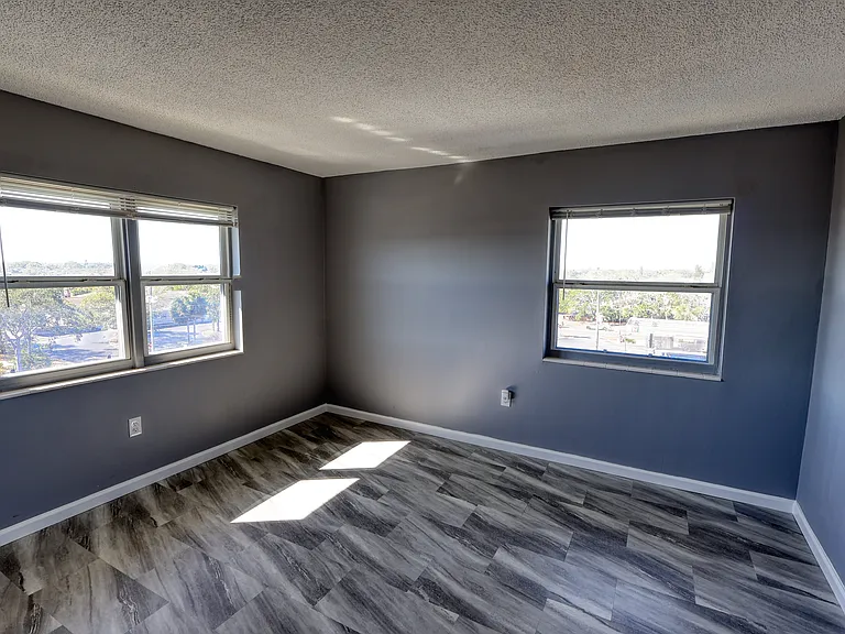 801 83rd Ave N #515 — Photo 11