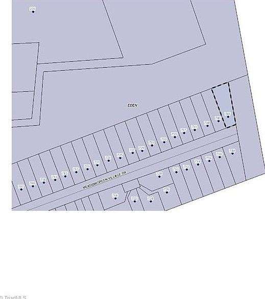 2nd image of 743-745 Meadowgreen Village Dr