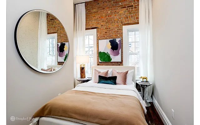 Rented by Douglas Elliman | media 27