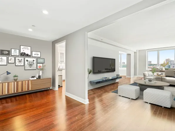 80 Riverside Blvd #14B, New York, NY 10069