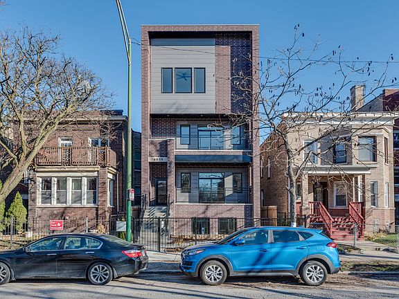 2nd image of 4859 N Ashland Ave #1W