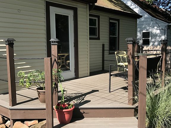 3rd image of 2423 Stanfield Dr