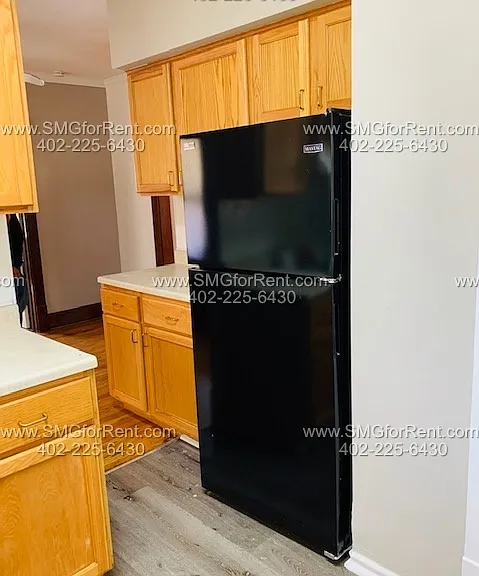 4525 Seward St — Photo 2