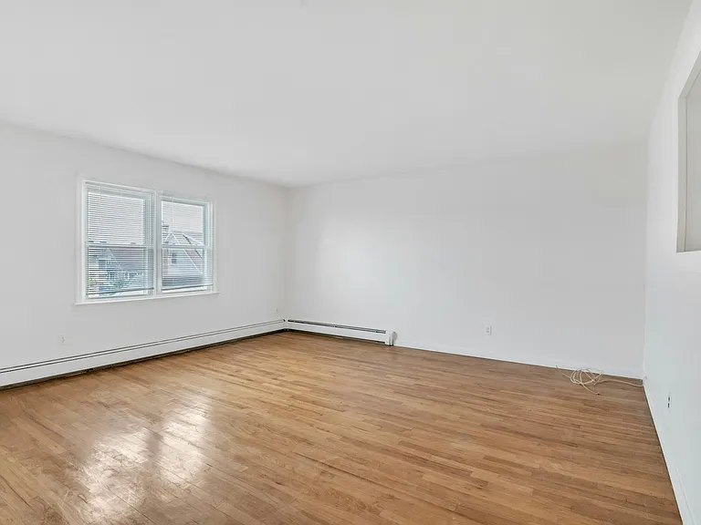 105 Woodside Ave #2 — Photo 12