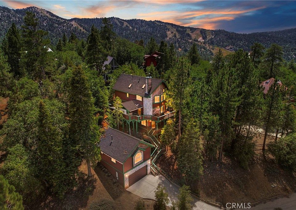 1st image of 1377 La Crescenta Dr