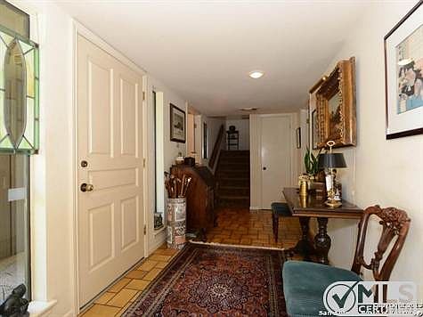 3rd image of 2647 Country Square St