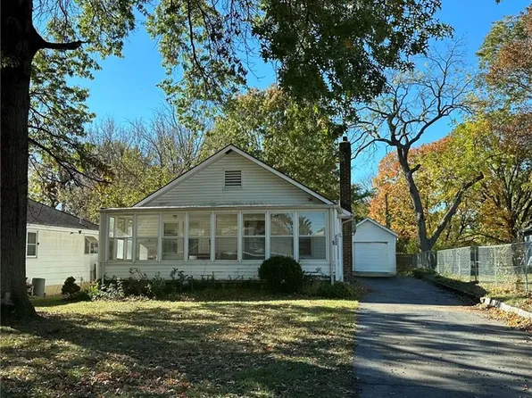 2322 Harvard Ave, Independence, MO 64052
